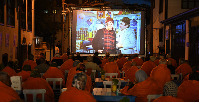 Konya Büyükşehir’den çınarlara nostalji sürprizi
