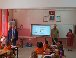 Konya İl Milli Eğitim Müdürü Yiğit, okullara ziyareti sürdürüyor