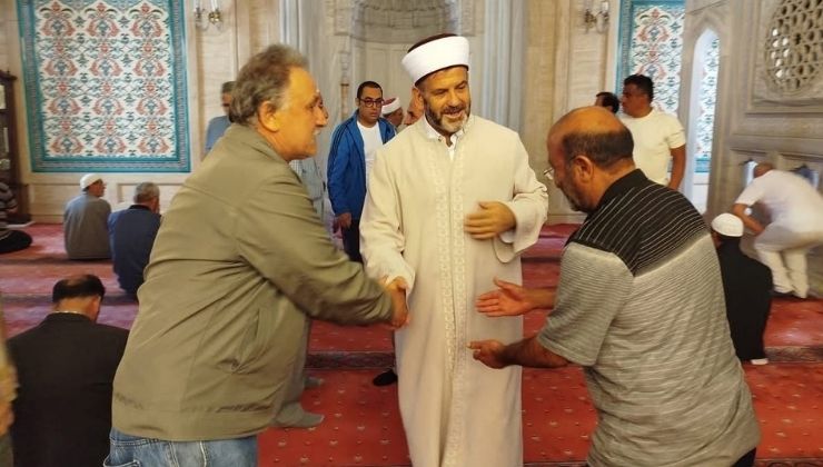 Konya İl Müftüsü Ali Öğe, Hacıveyiszade Camii’nde cuma namazı kıldırdı