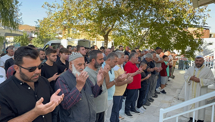 Konya yolundaki trafik kazasında hayatını kaybeden kadının cenazesi toprağa verildi