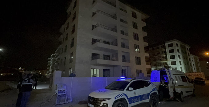 Konya’da bir işçi çalıştığı inşaatta hareketsiz halde bulundu