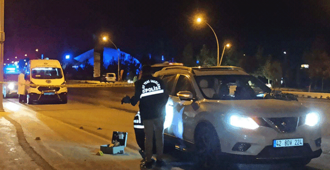 Konya’da havalimanına giderken otomobille önü kesilip, tabancayla vuruldu