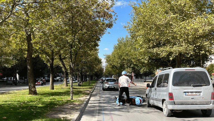 Konya’da otomobil ile elektrikli bisiklet çarpıştı