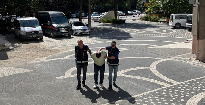 Konya’da uyuşturucu operasyonunda 3 şüpheli gözaltında