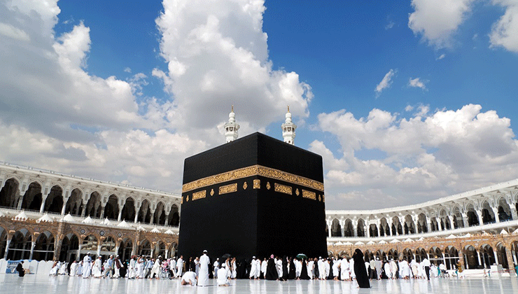 Konya’dan 18 engelli vatandaş umreye uğurlandı