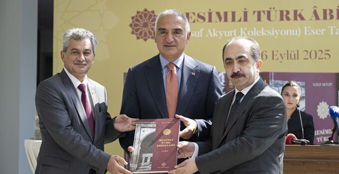 Konya’nın kültürel mirası “Resimli Türk Abideleri” ile gün yüzüne çıktı