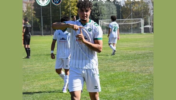 Konyaspor, Başakşehir’i 5 dakikada devirdi!