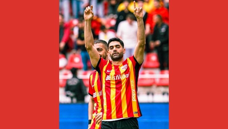 Konyaspor’un son transferi Ali Karimi oldu
