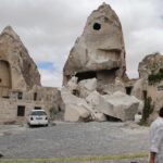 Nevşehir’de peribacasının bir bölümü çöktü