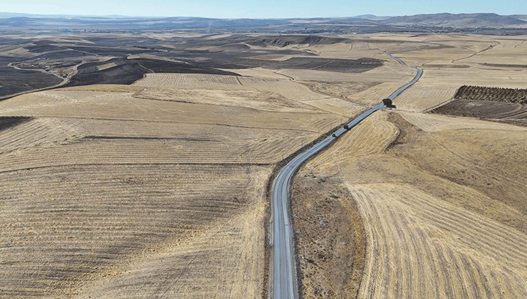 O iki ilçe arasındaki yol yapımı tamamlandı