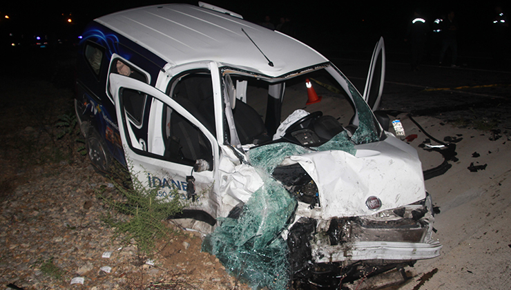 Ordu’da 2 hafif ticari araç kafa kafaya çarpıştı: 1 ölü, 2 yaralı