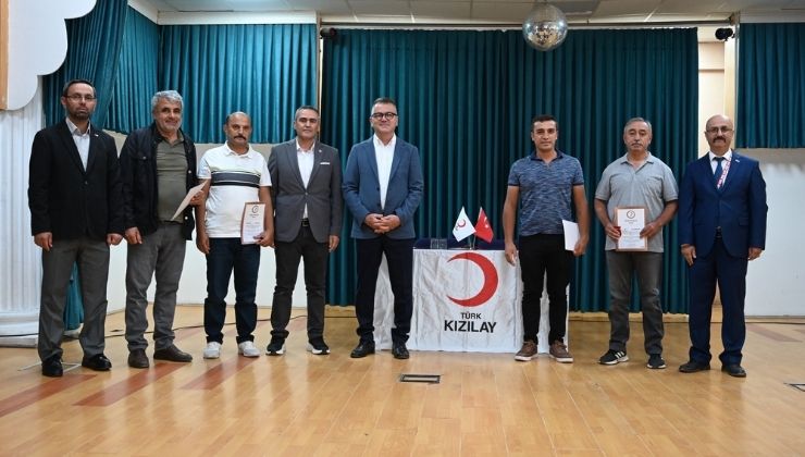 Seydişehir’de kan bağışçılarına madalya verildi