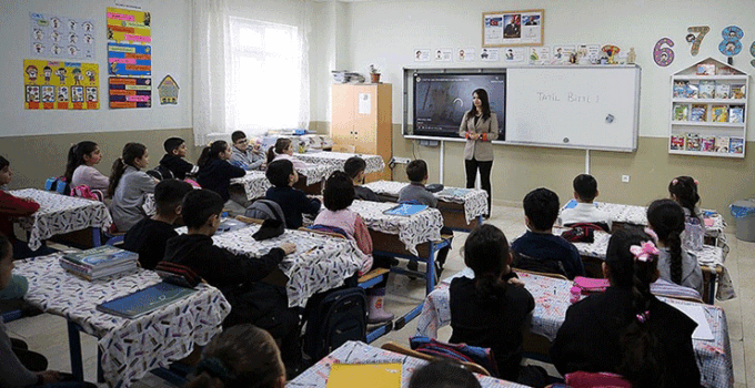 Yeni eğitim öğretim yılının ilk ders zili yarın çalacak
