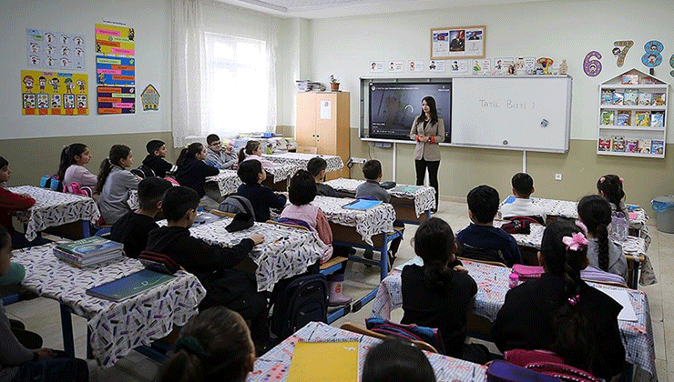 Yeni eğitim öğretim yılının ilk ders zili yarın çalacak