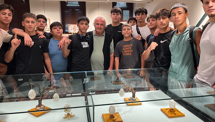 “Yumurta kabuğu oyma sanatı, kalb-i selîm olmaktır”