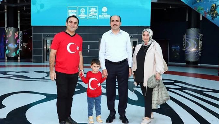 29 Ekim’de gençlerle bilimin kalbinde buluştu