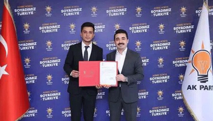 AK gençlikte bayrak değişimi