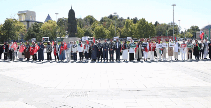 AK Parti Konya Kadın Kolları’ndan Gazze için sessiz çığlık” etkinliği