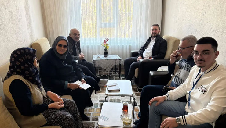 AK Parti Meram sahada