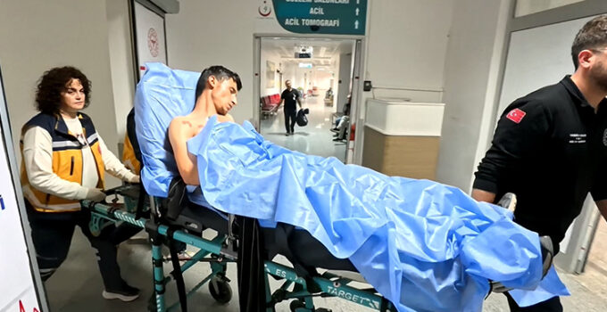 Aksaray’da 16 yaşındaki çocuk tartıştığı genci bıçakla ağır yaraladı