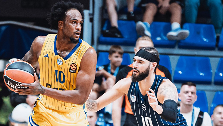 Anadolu Efes, Karadağ deplasmanında