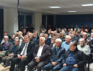Aydınlar Ocağı’nda Emiroğlu’na saygı gecesi