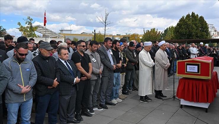 Balıkesir’de cezaevi firarisi tarafından öldürülen uzman çavuş Ekri’nin cenazesi toprağa verildi