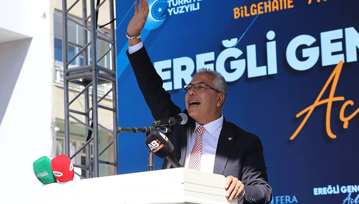 Başkan Akpınar açılış coşkusuna ortak oldu