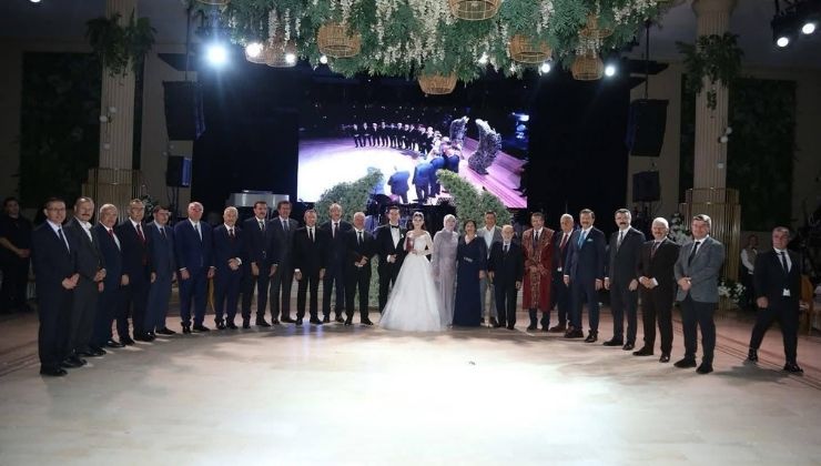 Başkan Dinçer, Konyalı Bakanın mutlu gününe ortak oldu