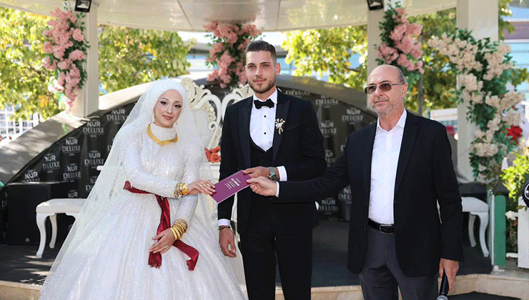 Başkan Pekyatırmacı, genç çiftlerin mutluluğuna ortak oldu