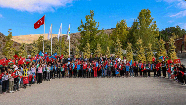 Başkan Pekyatırmacı Sille Tabiat Okulu’nda öğrencilerle bir araya geldi