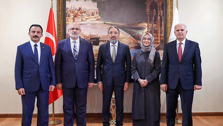 Başkan yardımcıları göreve başladı