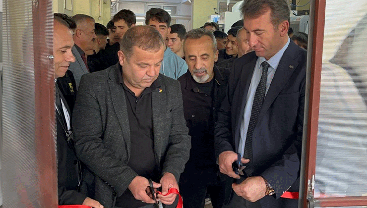 Beyşehir’deki okula CAD-CAM laboratuvarı kazandırıldı