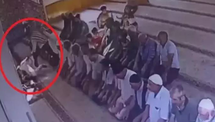 Camide komşusunu bıçaklayarak öldüren sanık: “Kocanın leşini topla”