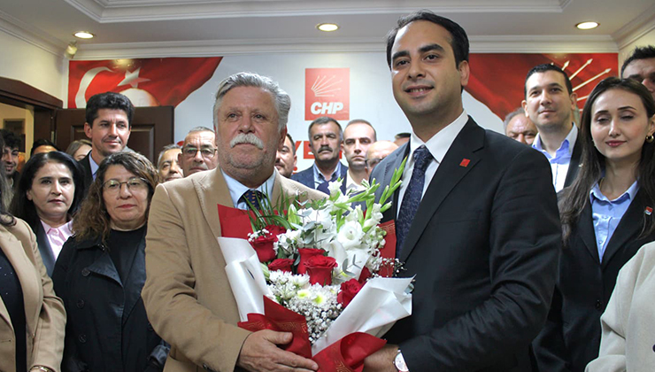 CHP Konya’da, Türktaş görevi Yaman’dan devraldı