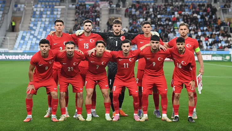 Deniz Ertaş’lı Ümit Milliler zirvede