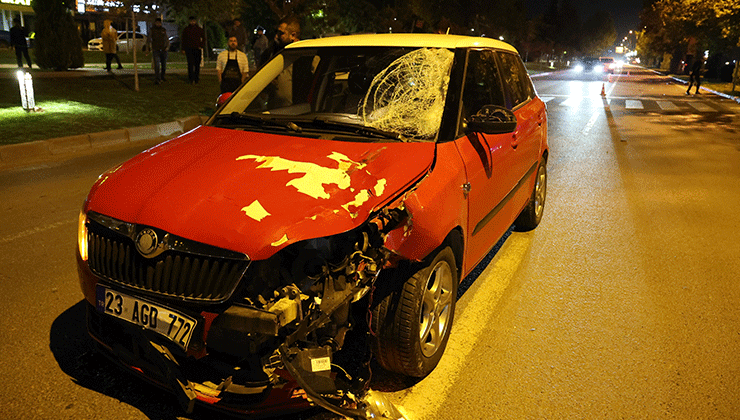 Elazığ’da otomobilin çarptığı yayalardan biri hayatını kaybetti