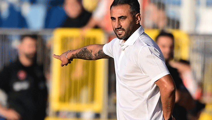 Eyüpspor’da Selçuk Şahin istifa etti