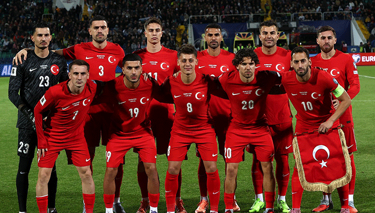 Hakan Çalhanoğlu ‘100’ler Kulübünde