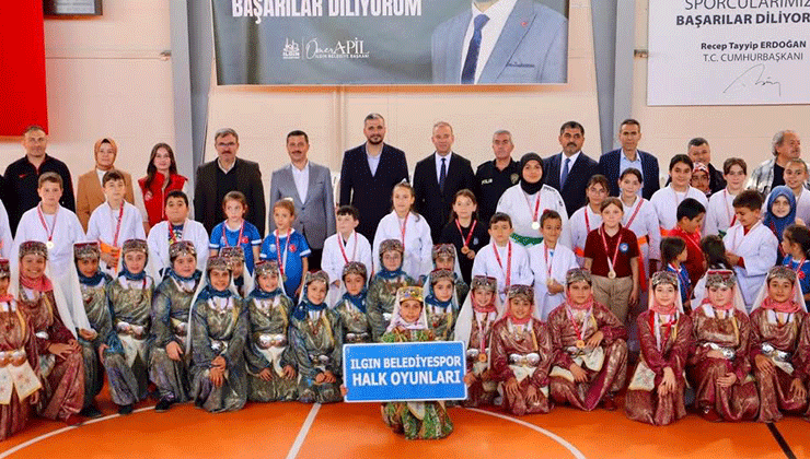 Her zaman gençlerimizin yanındayız
