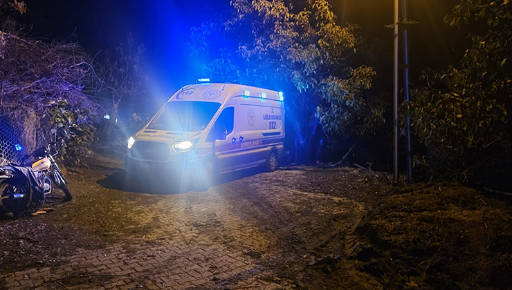 İzmir’de aile faciası: Oğlunu öldürdü, eşini ağır yaraladı