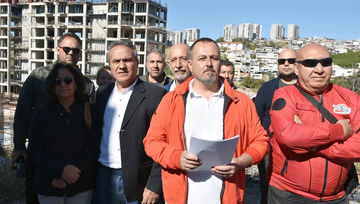 İzmir’de kooperatif mağdurlarından “Büyükşehir Belediyesi resmi garantör olsun” talebi