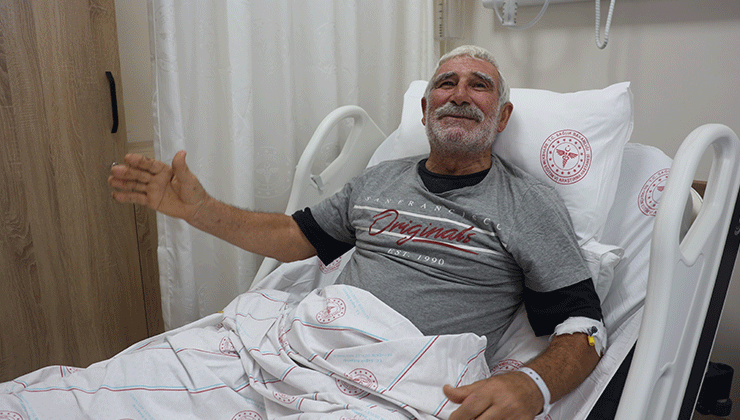 Kamyondan düşüp pelvis kemiğini kıran yaşlı adam, Konya’da sağlığına kavuştu