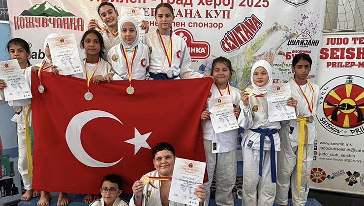 Konya BŞ. madalyaları topladı, şampiyon oldu