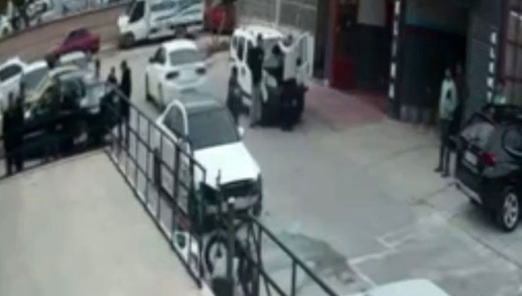 Konya’da 12 kişinin yaralandığı silahlı saldırı kamerada