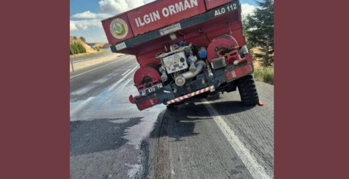 Konya’da yangına giden arazöz yolda arıza yaptı