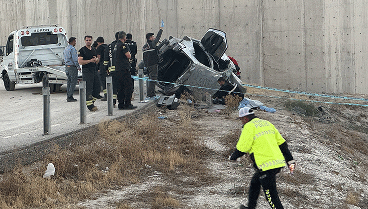 Konya’da devrilen otomobildeki 1 kişi öldü, 1 kişi yaralandı