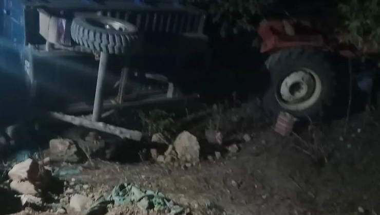 Konya’da devrilen traktörün sürücüsü ağır yaralandı