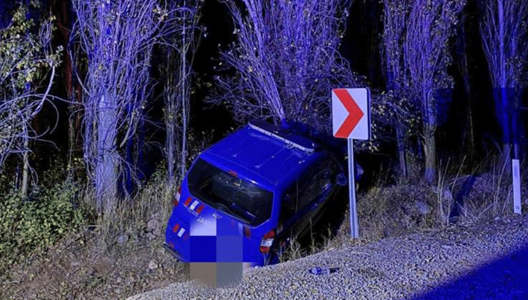 Konya’da jandarma aracının devrilmesi sonucu 4 asker yaralandı