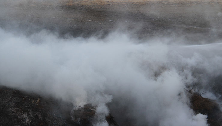 Konya’da ormanlık alan içerisinde çıkan yangın paniğe neden oldu